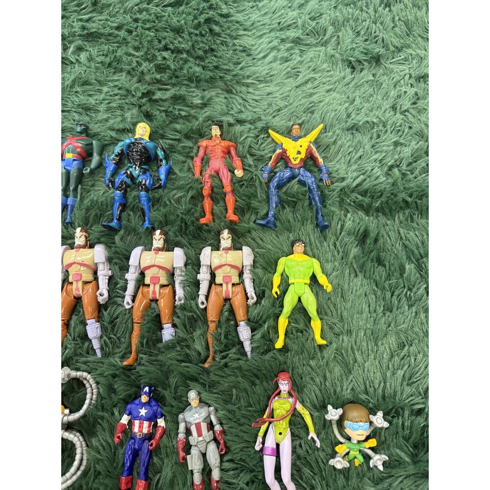 Vintage DC Marvel Comics Action Figures Lot 1990s Loose Superhero Villain Toy - Picture 4 of 7